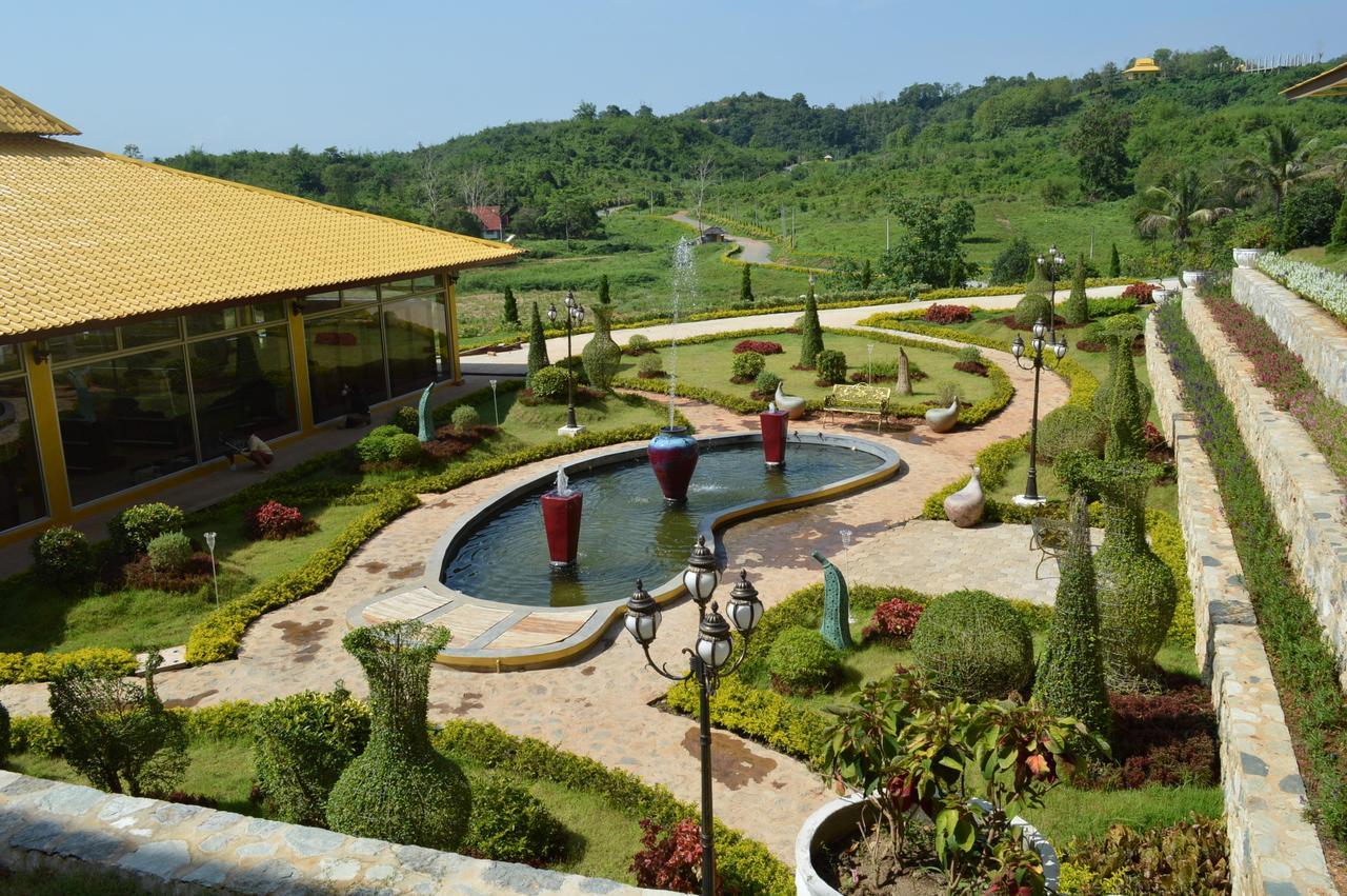 The M Bokeo Hotel Huay Xai Екстериор снимка